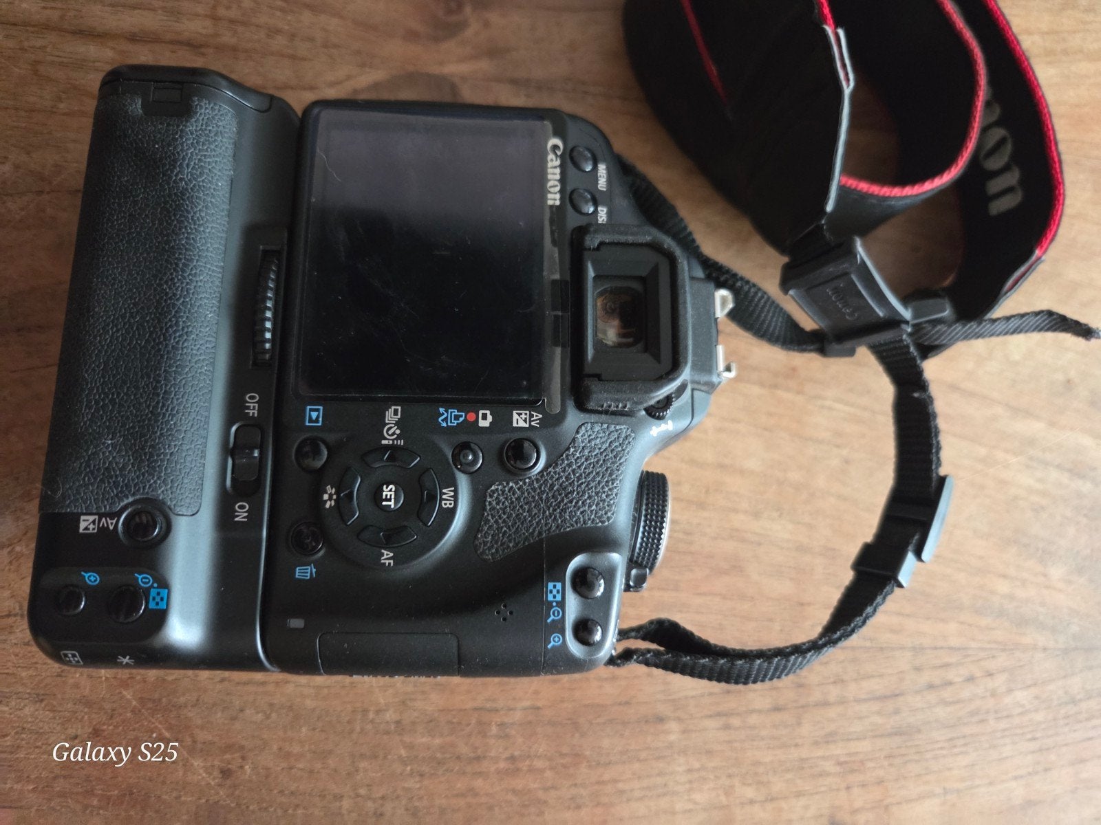 Canon 550 rebel 2, Audio, Tv en Foto, Fotocamera's Digitaal, Ophalen, Zo goed als nieuw, 4 t/m 7 keer, Ingebouwde flitser