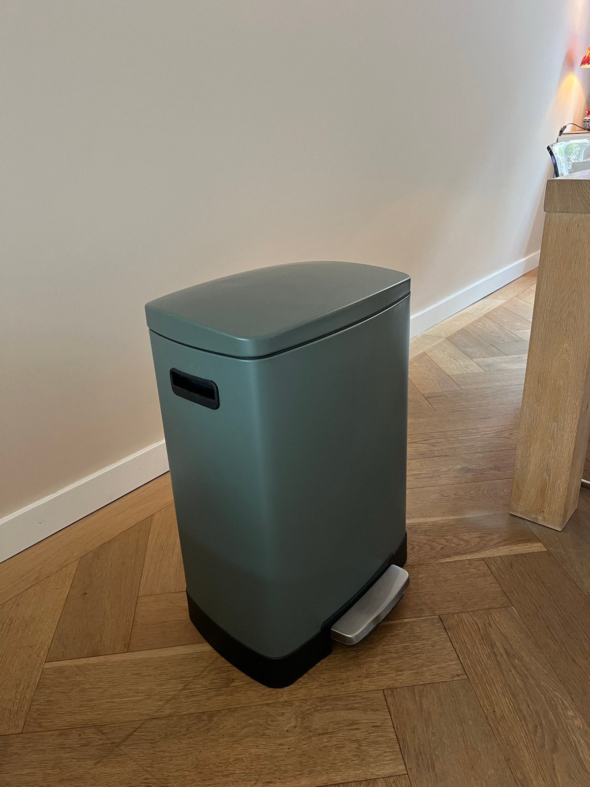Prullenbak met pedaal en 2 vakken - Groen, Huis en Inrichting, 50 – 75, Kunststof, Gebruikt, Met pedaal