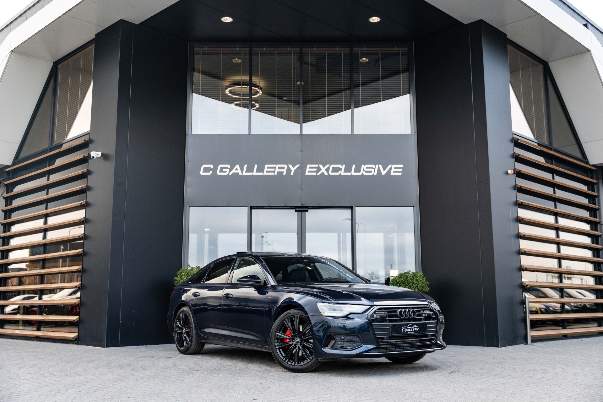 Audi A6 Limousine 45 TFSI S edition - Panorama | Memory | St, Auto's, Audi, Zwart, 4 cilinders, 1984 cc, Blauw