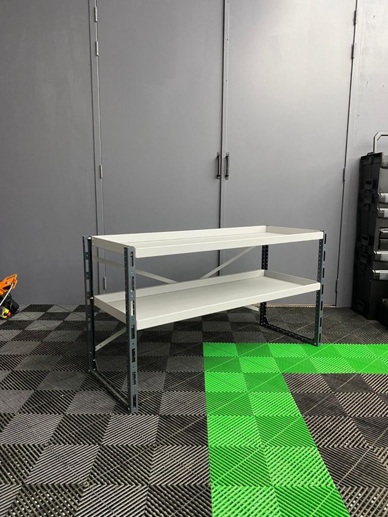 Bedrijfswageninrichting showroom model | MOET WEG, Ophalen