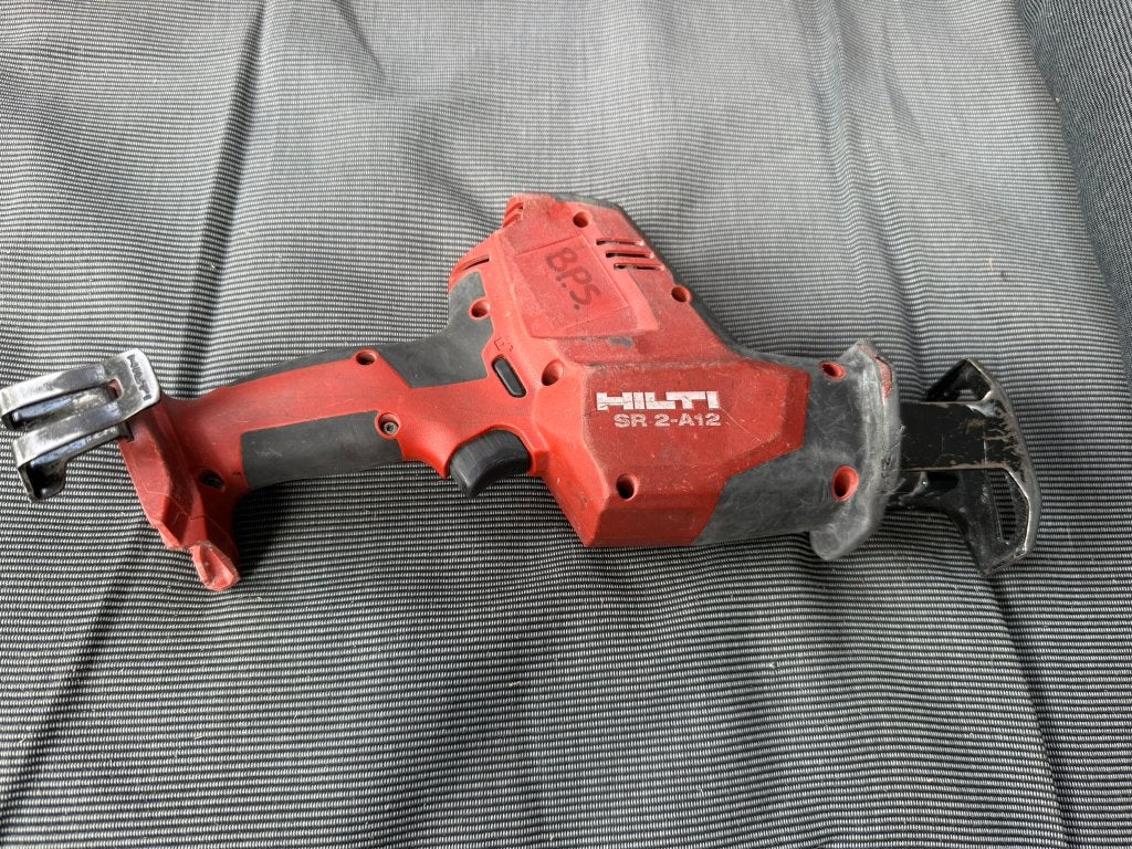 Hilti Reciprozaag, Ophalen, 70 mm of meer, Nieuw, 600 tot 1200 watt