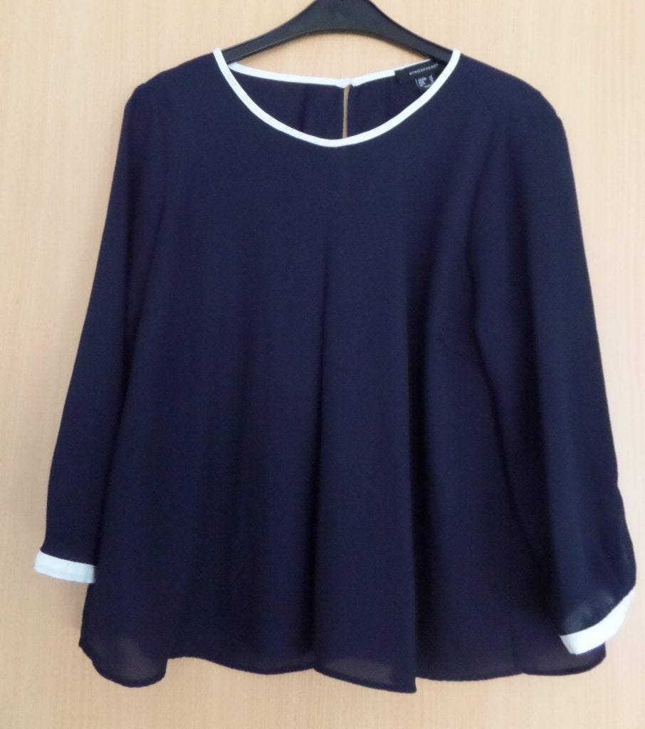 Nette donkerblauwe blouson van chiffon maat 38 van Atmospher, Ophalen of Verzenden, Zo goed als nieuw, Maat 38/40 (M), Blauw