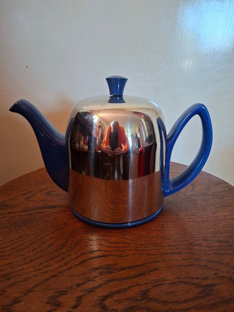 Theepot Salam van Guy Degrenne blauw met warmhouder, Ophalen, Keramiek, Overige typen, Overige stijlen