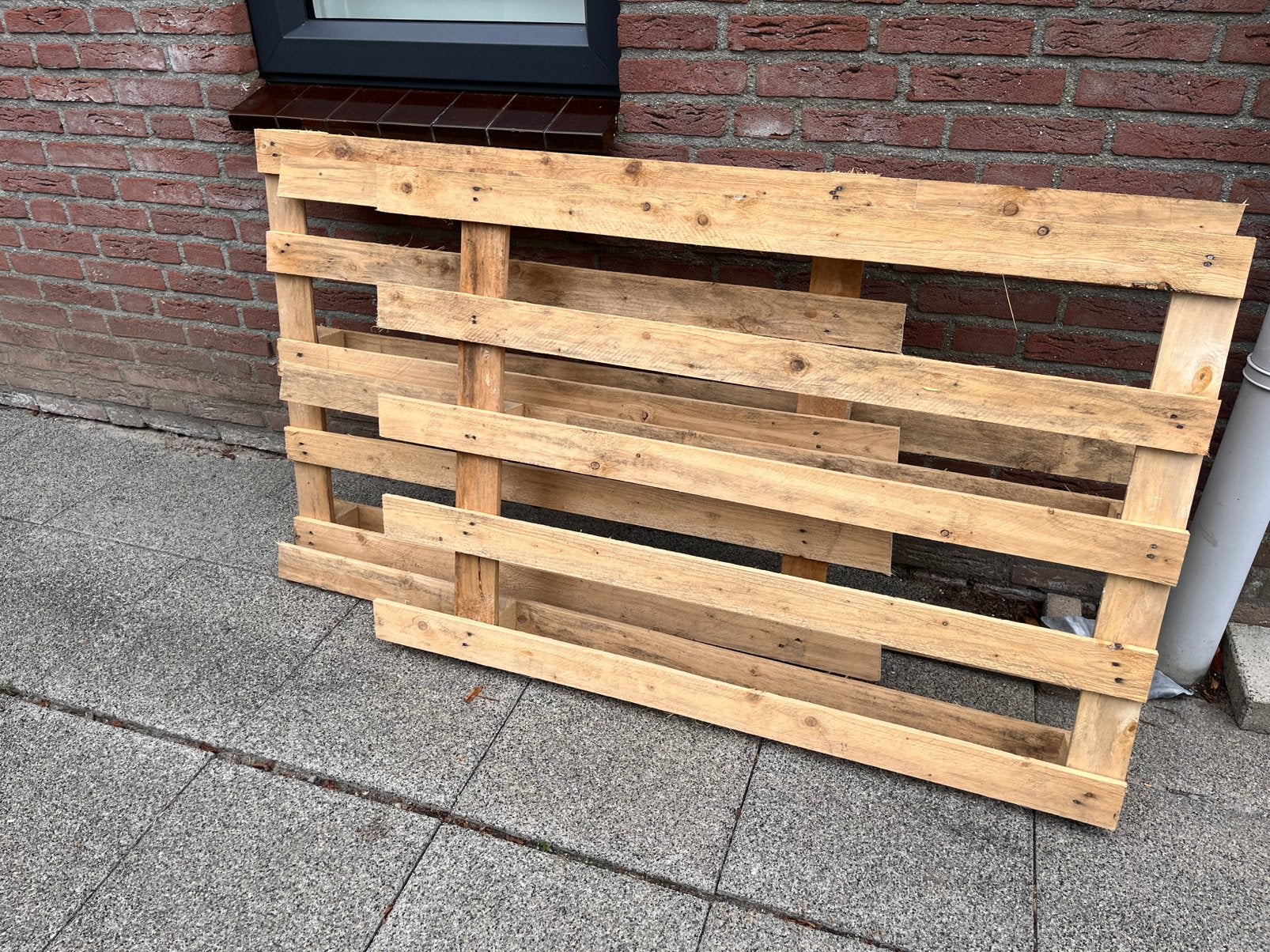 Gratis ophalen 2 pallets, Ophalen, Zo goed als nieuw, Pallet, Minder dan 200 cm