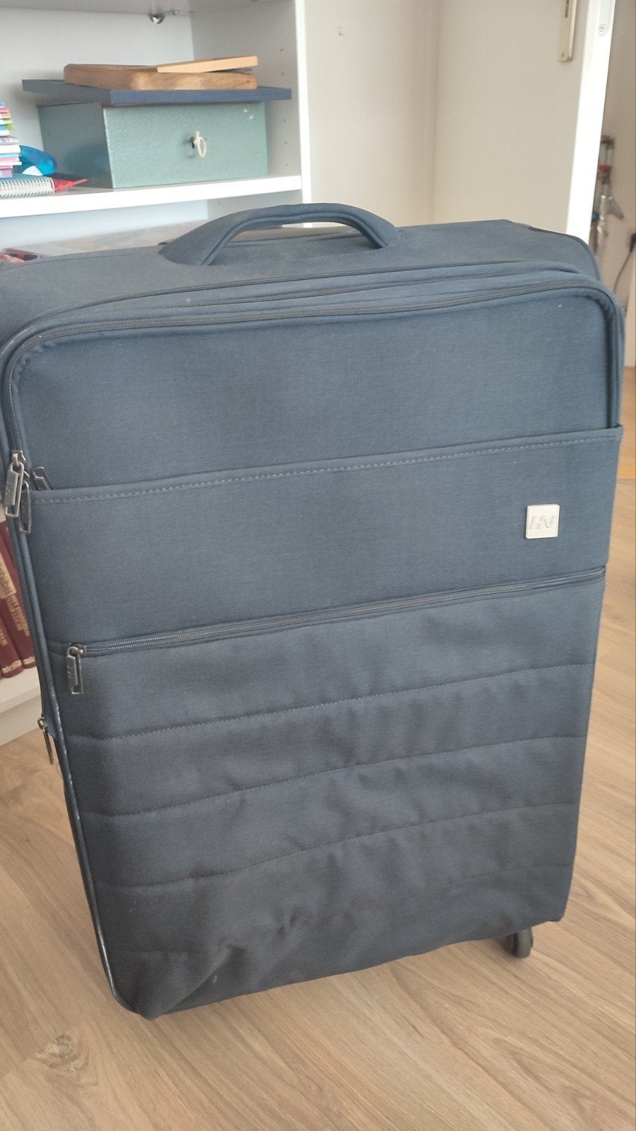 Te koop in Kampen: human nature koffer L, Ophalen, Hard kunststof, 45 tot 55 cm, Slot