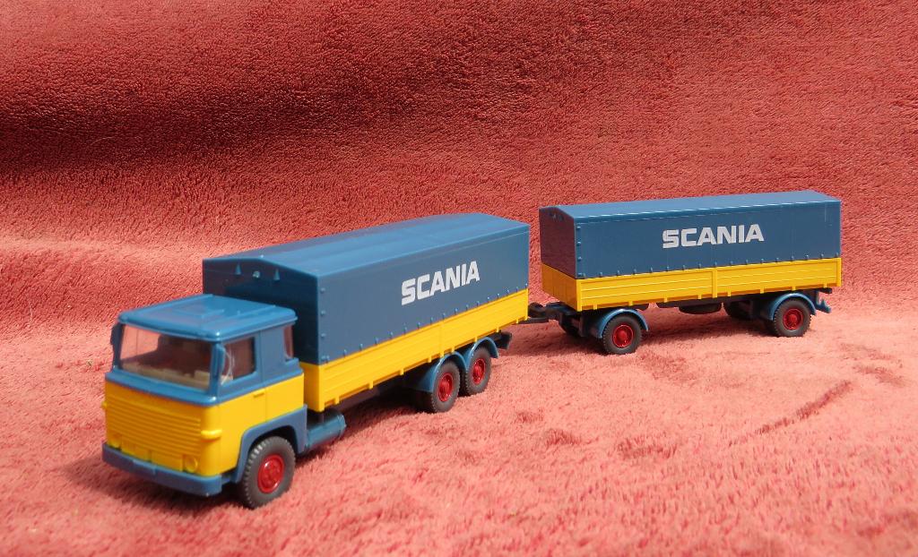 Wiking 460. Scania 111, Hobby en Vrije tijd, Overige merken, Gelijkstroom of Wisselstroom, Overige typen, Ophalen of Verzenden
