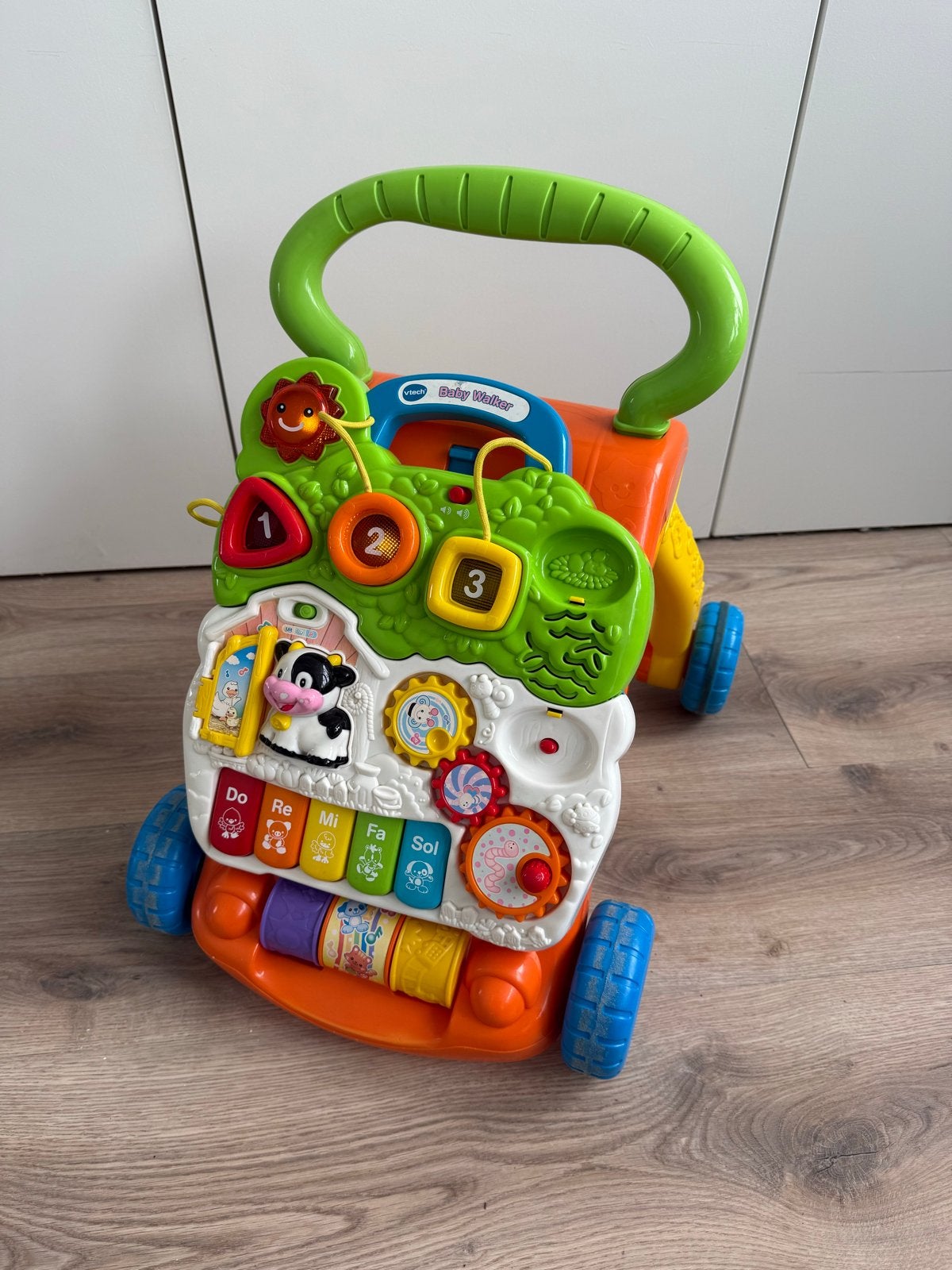 VTech Baby Walker 2-in-1: Loopwagen & Activiteitenpaneel, Ophalen, Zo goed als nieuw, Overige typen, Met licht