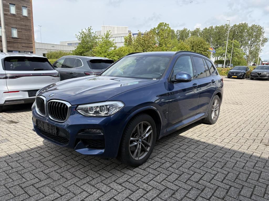 BMW X3 xDrive30e M Sport | M pakket | Trekhaak | Sportstoele, 1998 cc, Gebruikt, Euro 6, 4 cilinders