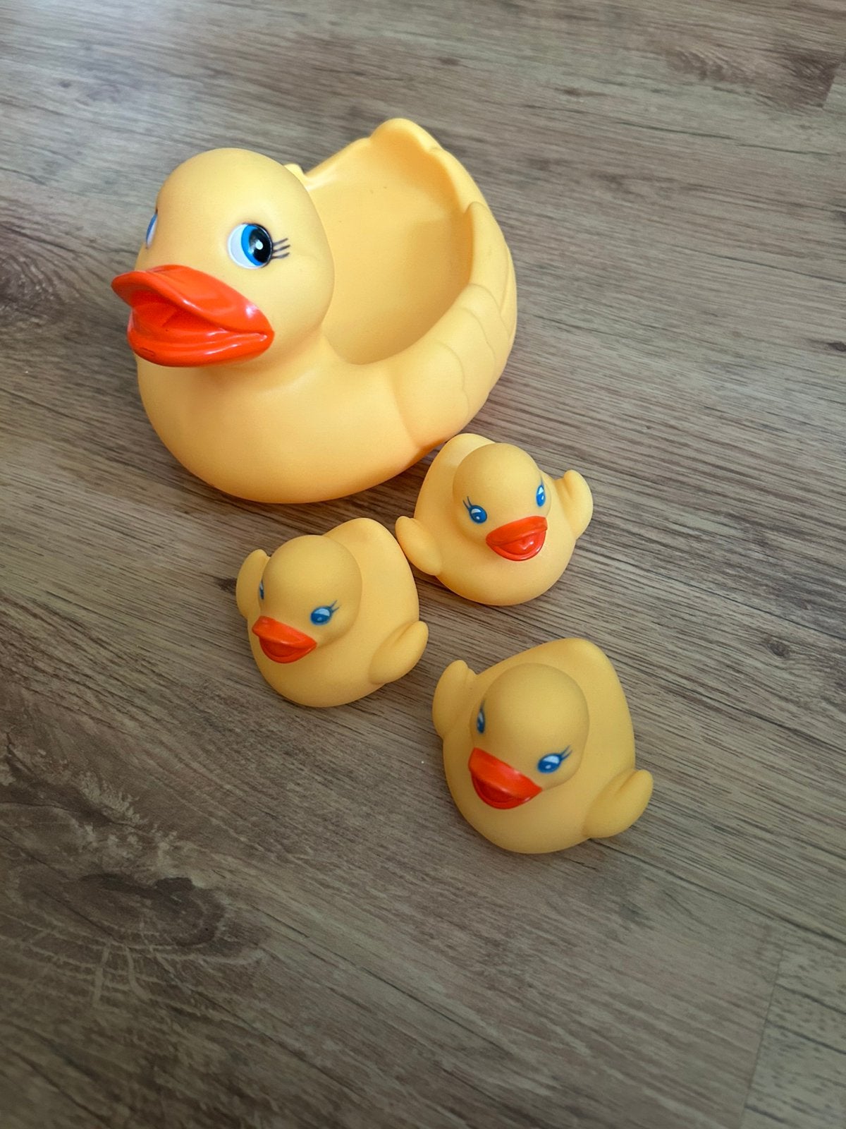 Badeend familie, Ophalen of Verzenden, Zo goed als nieuw, Badeend, Waterfunctie