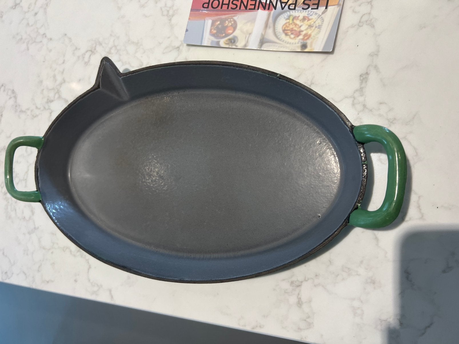 Vintage merkloos gietijzeren ovenschaal / spekpan groen, Gebruikt, Gietijzer, Overige typen, Ophalen of Verzenden