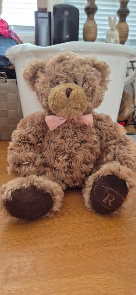 Riverdale Teddybeer met Roze Strik, Kinderen en Baby's, Speelgoed | Knuffels en Pluche, Overige merken, Overige karakters, Beer
