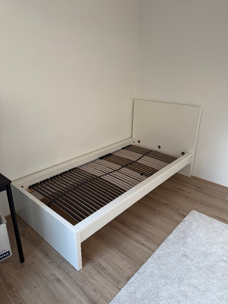 Eenpersoonsbed Ikea Malm (90x200 cm), inclusief lattenbodem, Ophalen, Gebruikt, 90 cm, Eenpersoons