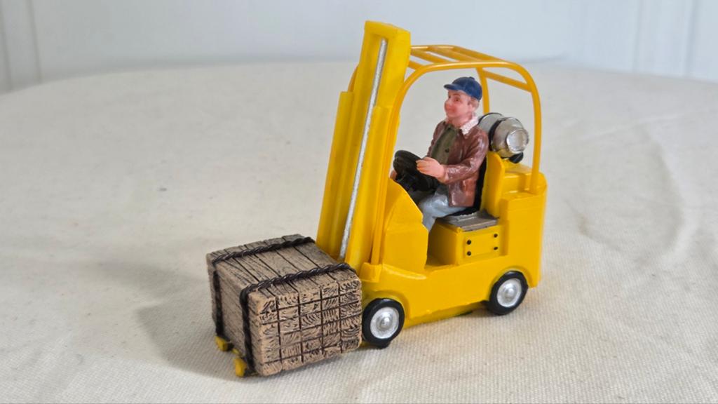Lemax forklift truck heftruck vorkheftruck, Overige merken, Gebruikt, 1:50 of kleiner, Verzenden