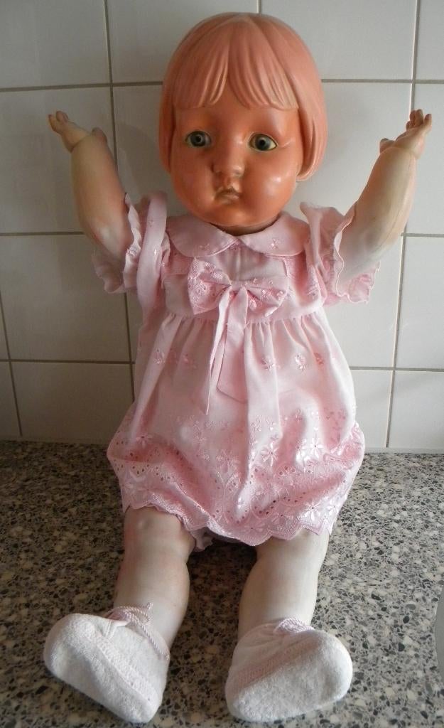 OUDE POP MEISJE 67 CM. JAREN 40, MERK ROYAL, Ophalen of Verzenden, Gebruikt, Pop