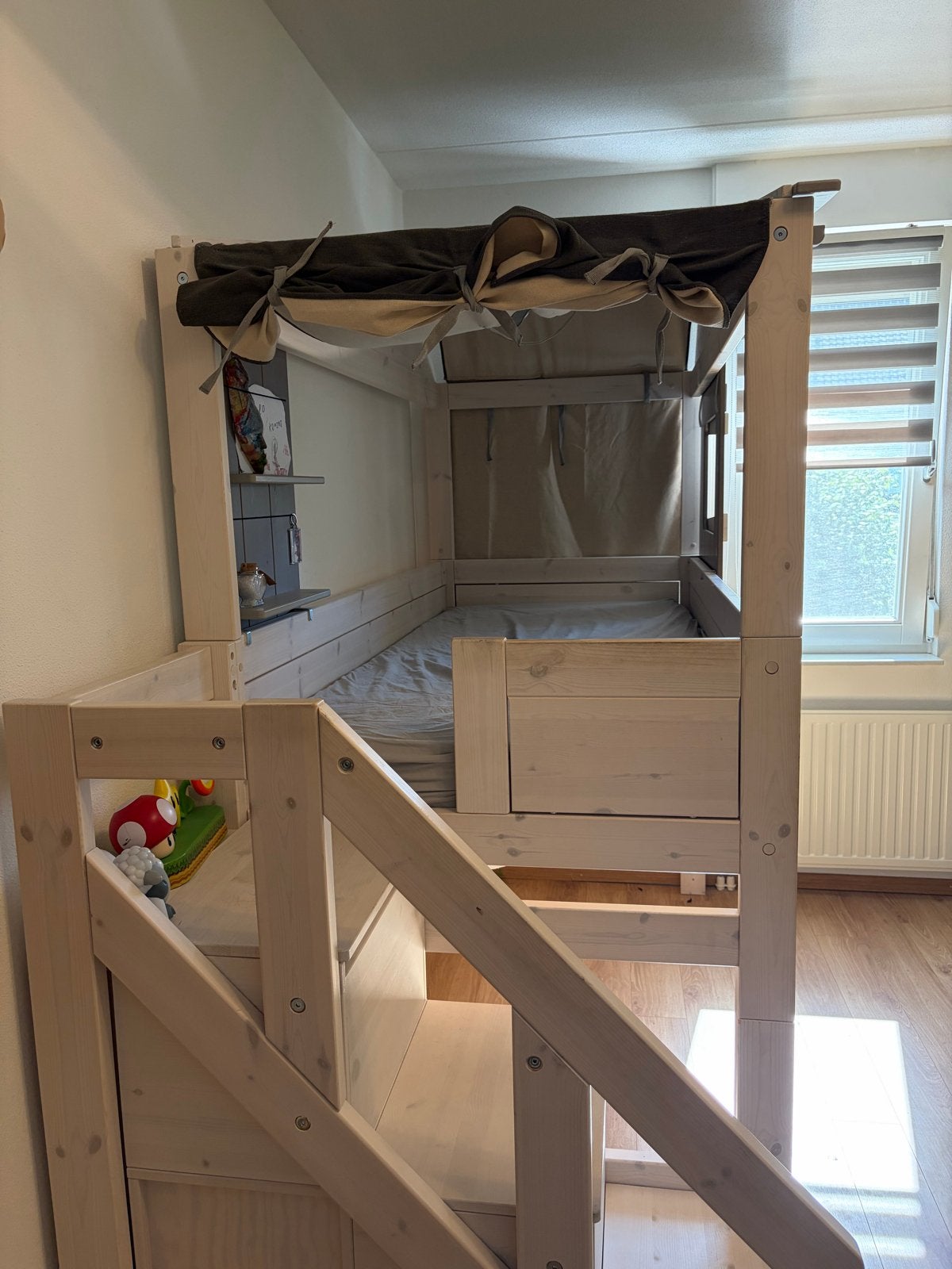 Lifetime Kidsrooms Hoogslaper voor kind, Ophalen, Eenpersoons, 160 tot 180 cm, Zo goed als nieuw