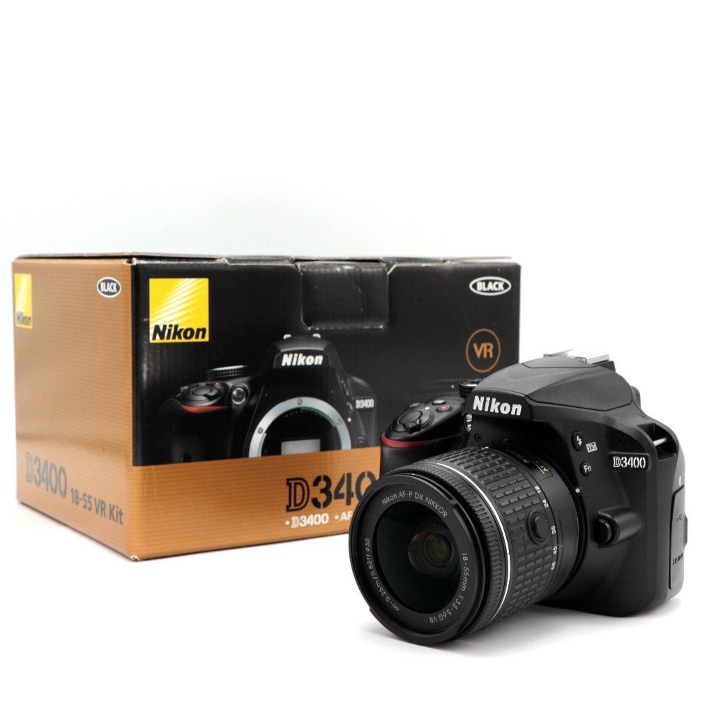 Nikon D3400 + AF-P 18-55mm f/3.5-5.6G VR, Spiegelreflex, Ophalen of Verzenden, Zo goed als nieuw, Lensdop