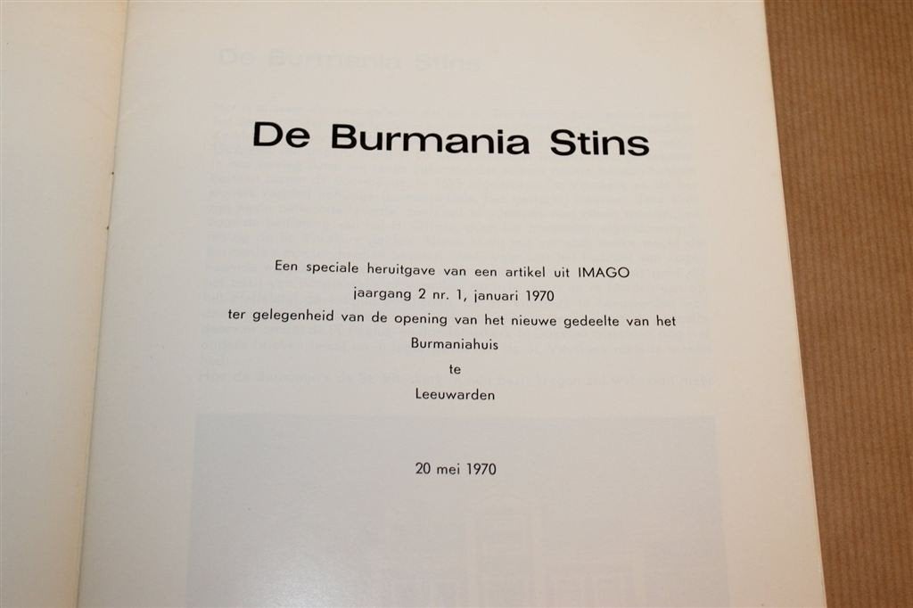 De Burmania Stins — Geschiedenis Leeuwarden [1970], Boeken, Ophalen of Verzenden, Gelezen