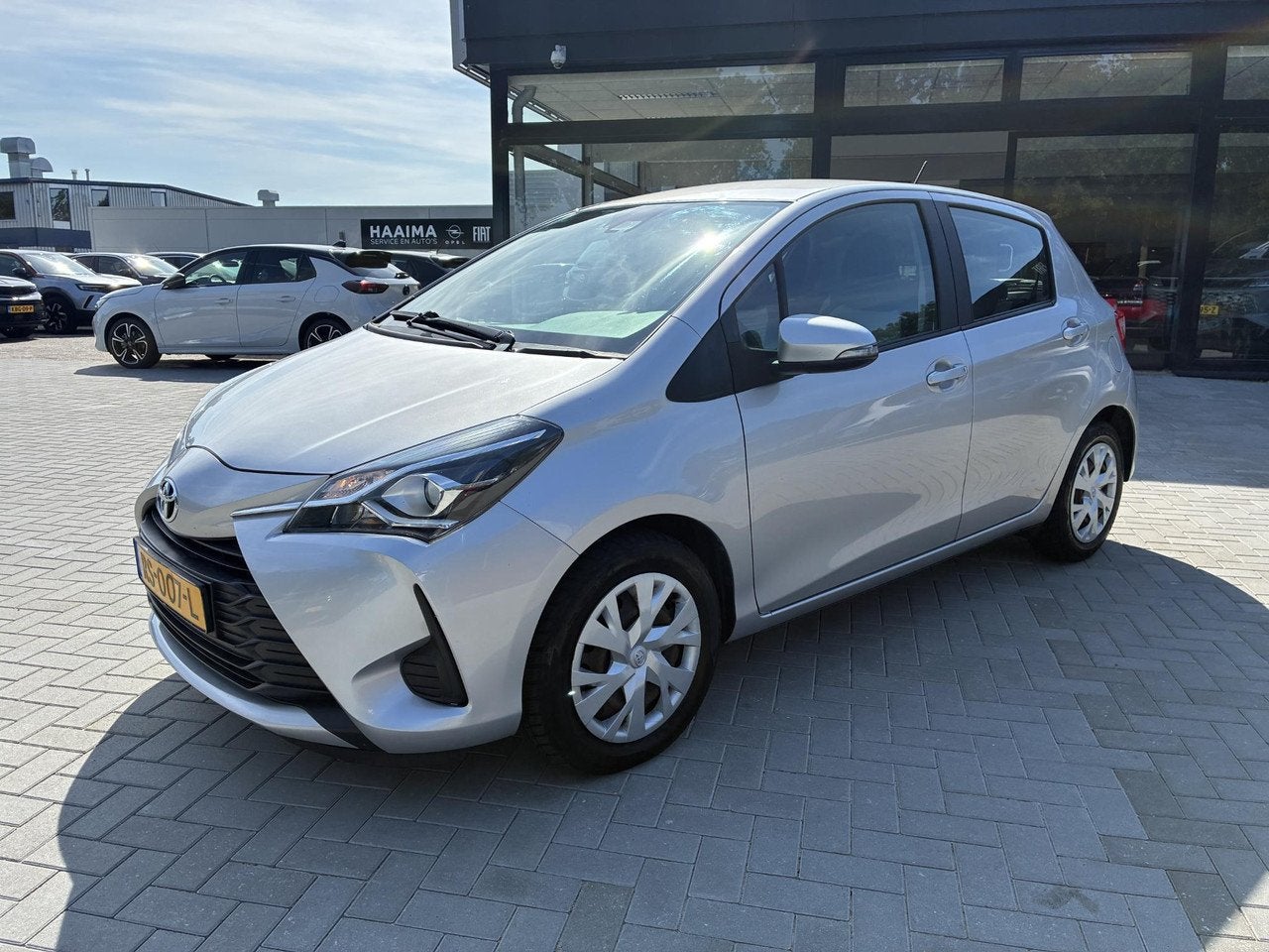 Toyota Yaris 1.0 VVT-i Aspiration 5-Deurs | Climate control, Auto's, Voorwielaandrijving, Origineel Nederlands, Bedrijf, Handgeschakeld