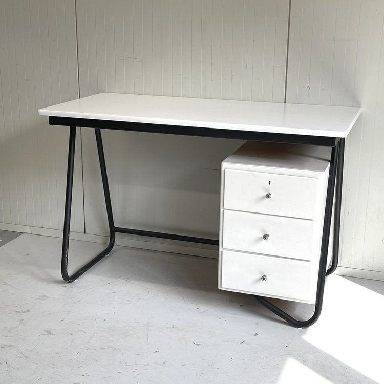 Strak vintage Bauhaus bureau buro zwart wit ladeblok hout, Huis en Inrichting, Bureaus, Ophalen, Gebruikt, 120 cm, Metaal
