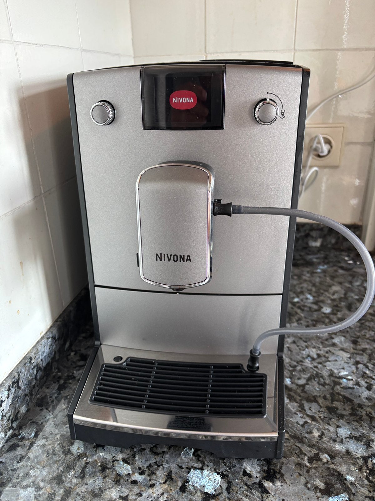 NIVONA Cafe Romatica expressomachine, Ophalen, Koffiemachine, Zo goed als nieuw, Afneembaar waterreservoir