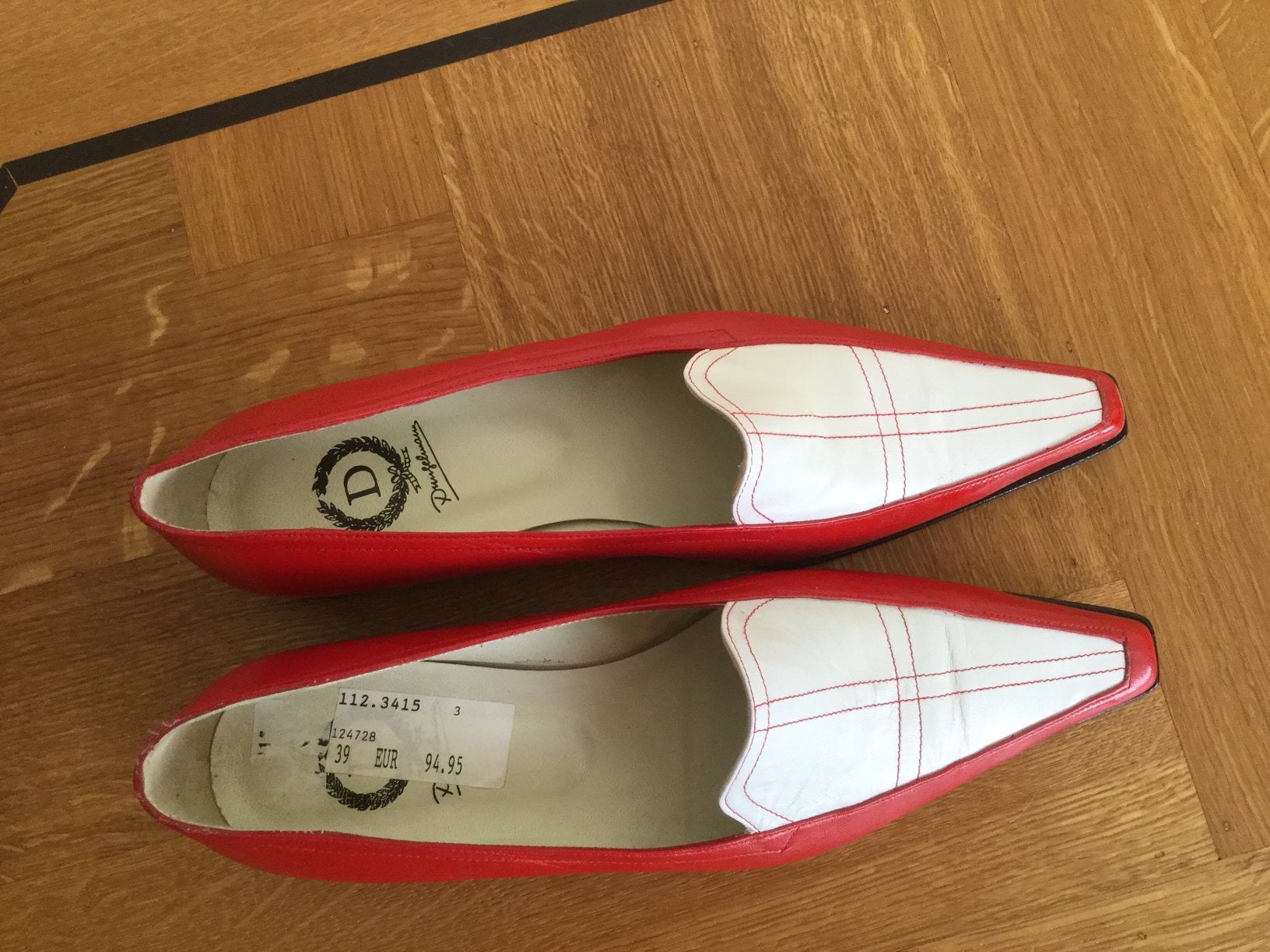 Nieuwe damesschoenen - flatjes - Dungelmann - rood/wit, Kleding | Dames, Ophalen of Verzenden, Nieuw, Rood, Schoenen met lage hakken