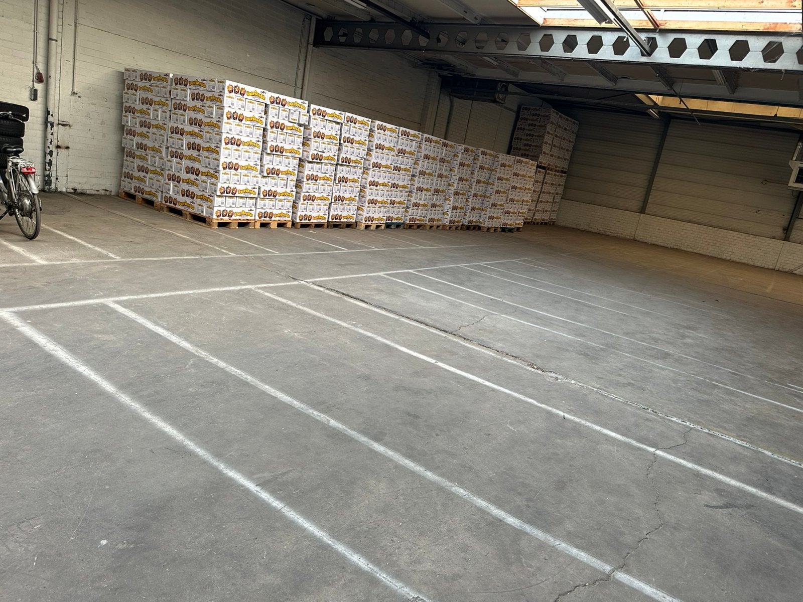 Te huur opslagruimte / loods in Eindhoven, 250 m², Huur, Opslag of Loods