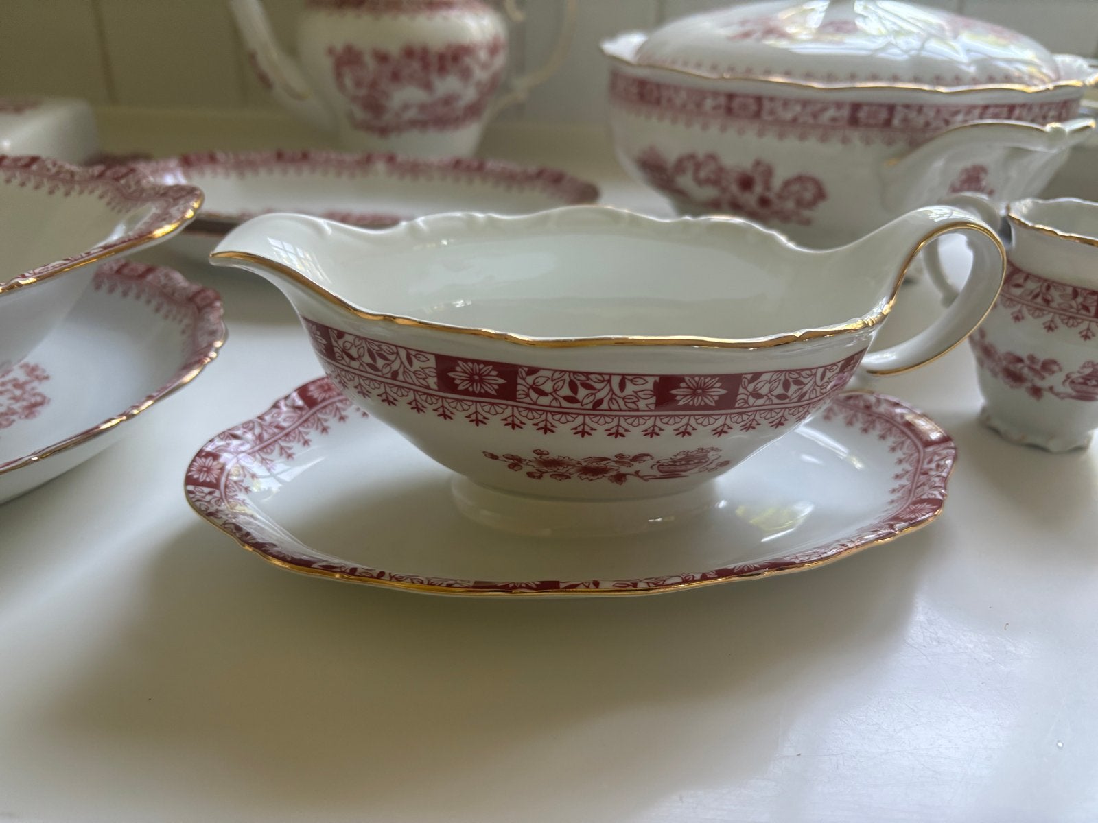 Compleet Engels servies: botervloot, jusschaal, theepot e.a., Ophalen, Gebruikt, Compleet servies, Klassiek