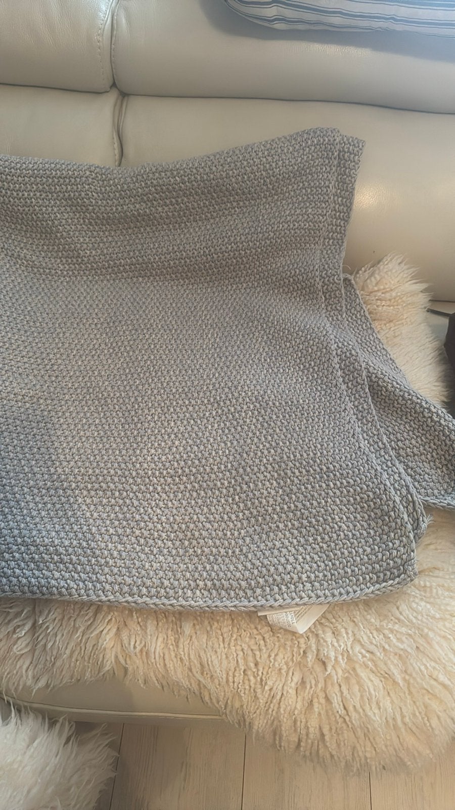 Zara Home gebreide deken 130x170 cm, Huis en Inrichting, 100 tot 150 cm, Ophalen of Verzenden, Zo goed als nieuw, 150 tot 200 cm