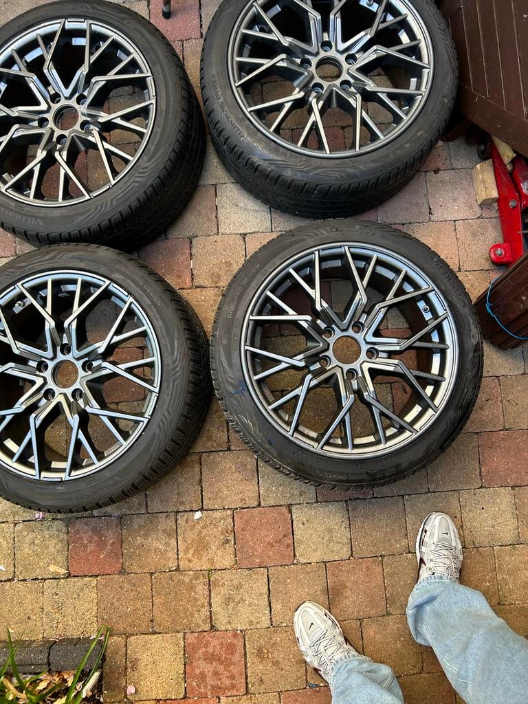 18” velgen 5x120 + Vredestein all season+ TPMS – compleet!, Ophalen