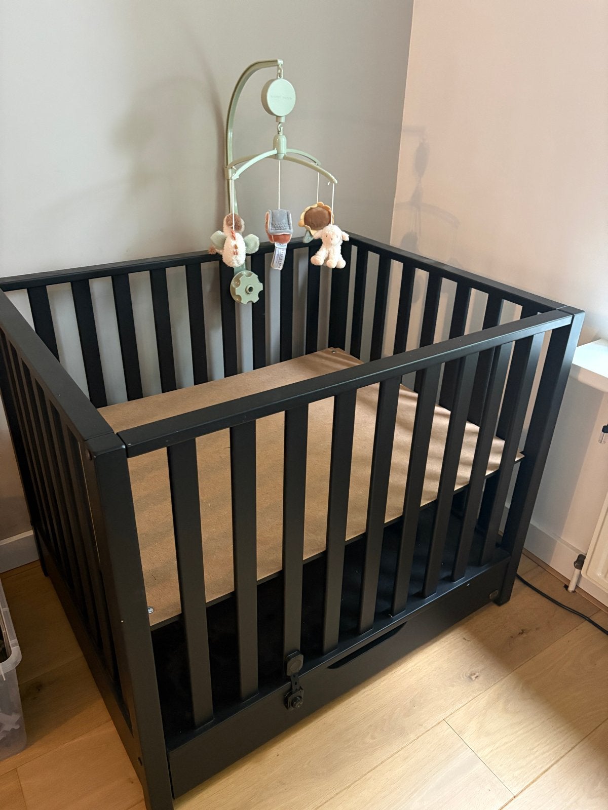 Zwart TWF SAM box met lichte gebruikssporen, Kinderen en Baby's, Ophalen, Gebruikt