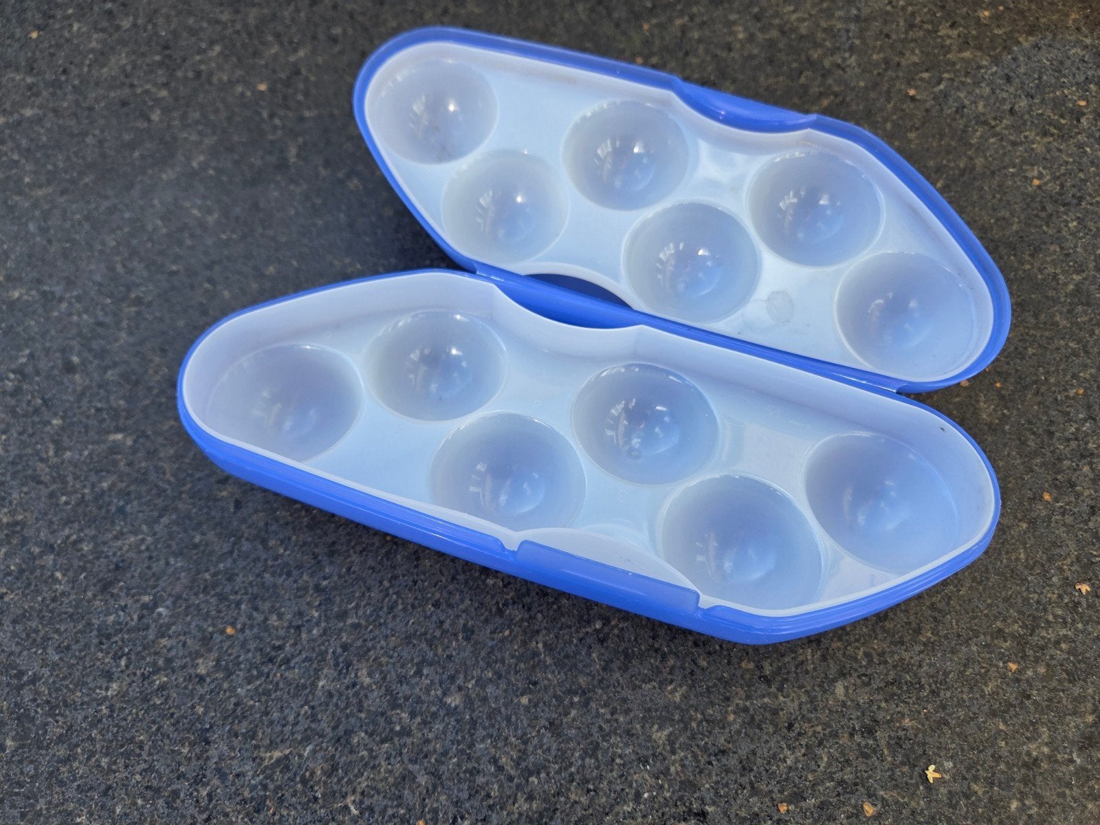 Blauwe eierdoos voor 6 eieren - Ideaal voor picknick/camping, Kunststof, Ophalen of Verzenden, Zo goed als nieuw, Overige merken