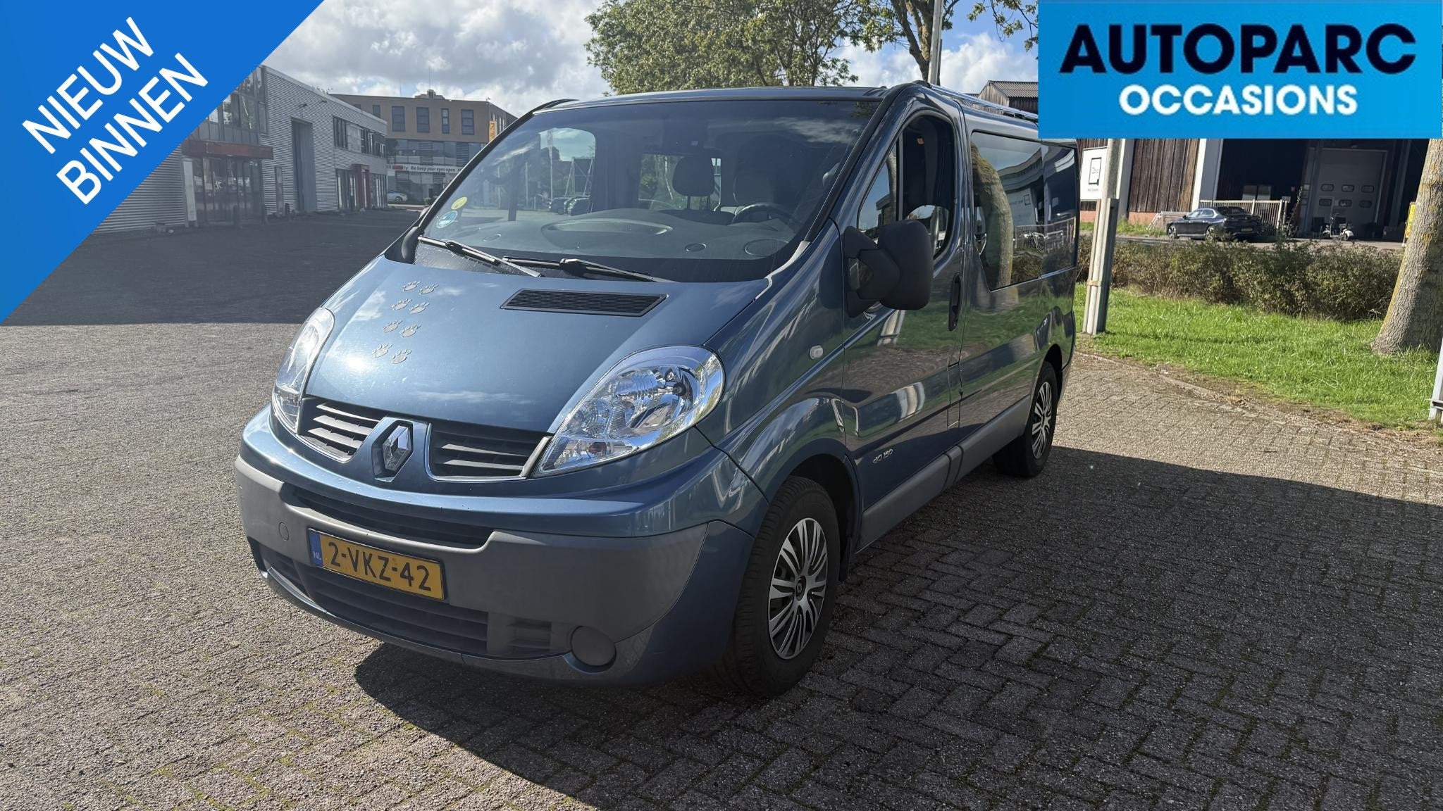 Renault Trafic 2.5 dCi T27 L1H1 , AIRCO, CRUISE, NAVI, APPLE, Stof, Gebruikt, 4 cilinders, 2000 kg