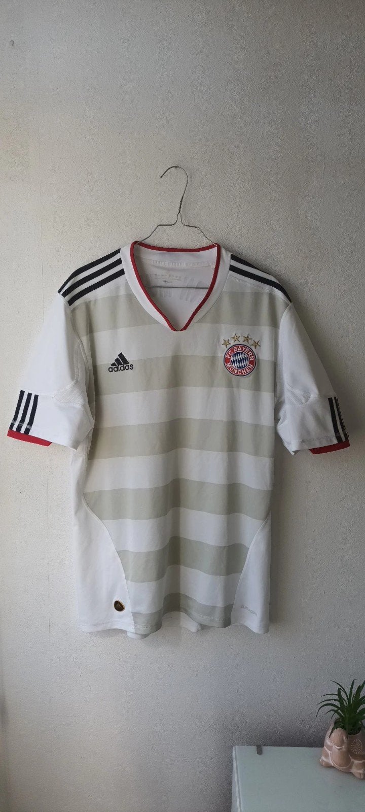 Bayern Munchen vintage uit shirt 2011/2012, Sport en Fitness, Voetbal, Maat L, Ophalen of Verzenden, Zo goed als nieuw, Shirt