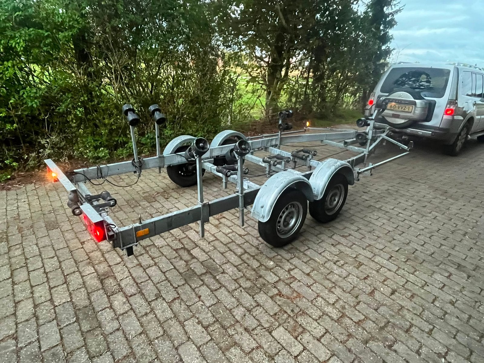 Nette Kallf tandemasser boottrailer, Watersport en Boten, Ophalen, 1500 tot 3000 kg, Overige typen, Minder dan 6 meter