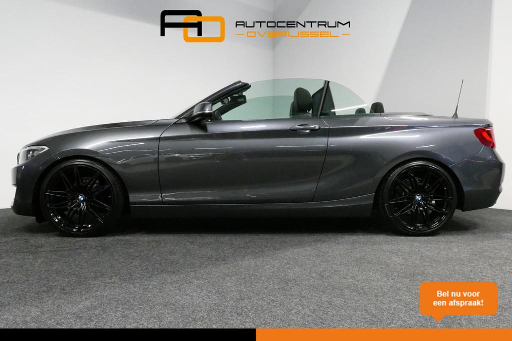 BMW 2-serie Cabrio 218i Essential / Stoelverwarming / Windsc, Auto's, BMW, Gebruikt, Euro 6, Cabriolet, 4 stoelen
