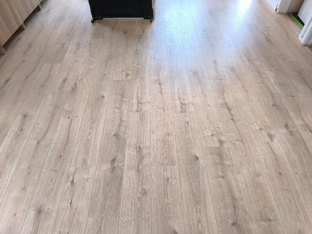 Nieuwe vloer laten leggen? Gratis offerte aanvragen, Ophalen, Nieuw, 75 m² of meer, Laminaat