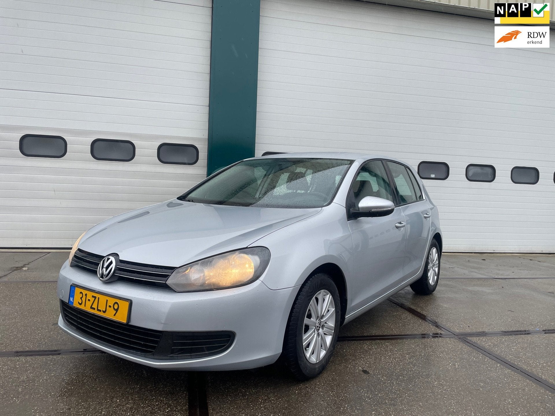 Volkswagen Golf 1.2 TSI Comfortline BlueMotion Nieuwstaat !, Auto's, Volkswagen, Voorwielaandrijving, Euro 5, Stof, Gebruikt
