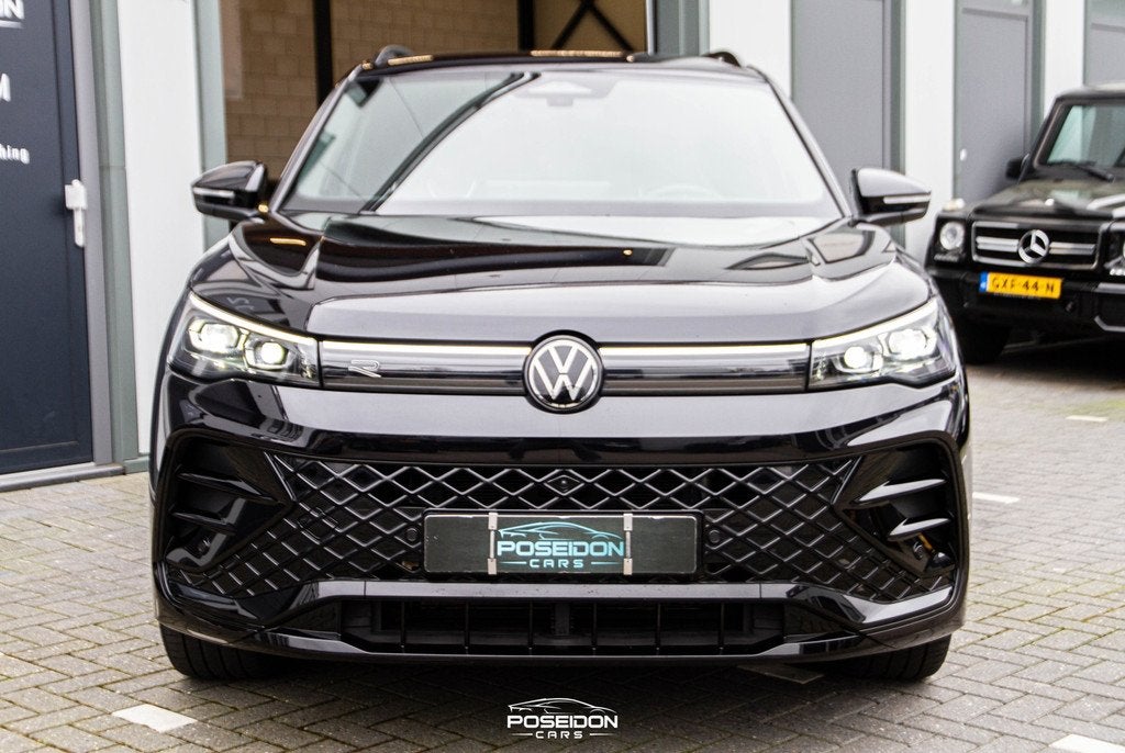Volkswagen TIGUAN 1.5 eHybrid R-Line Edition ACC | HEAD-UP |, Stof, 150 pk, Zwart, Plug-in hybride