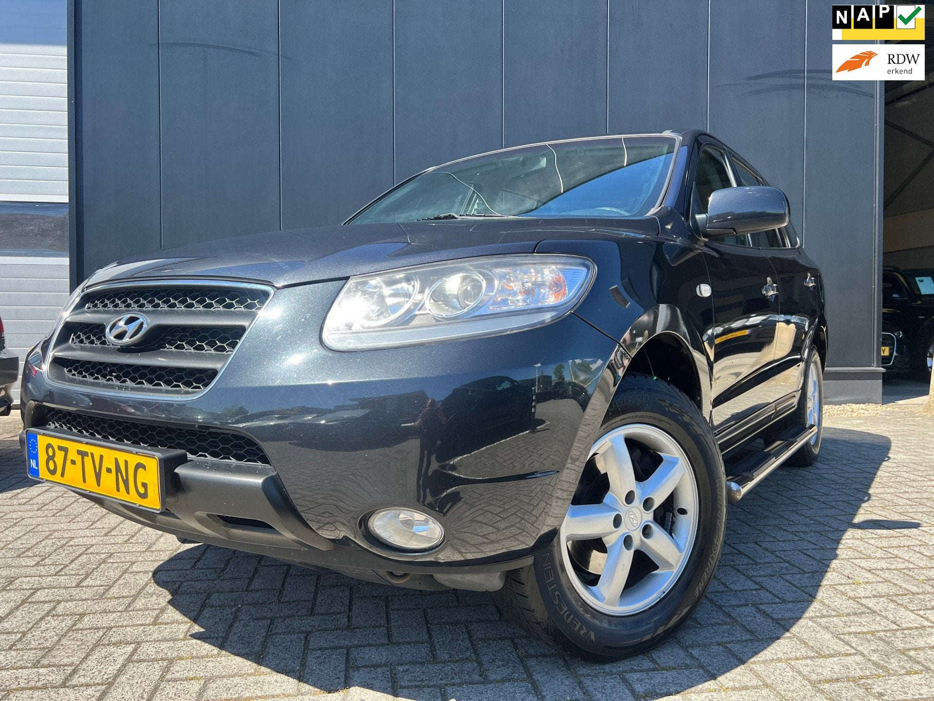 Hyundai Santa Fe 2.7i V6 Active Clima/Trekh/Cc/Lmv/Nap/Apk 6, Auto's, Voorwielaandrijving, Santa Fe, Gebruikt, 2000 kg
