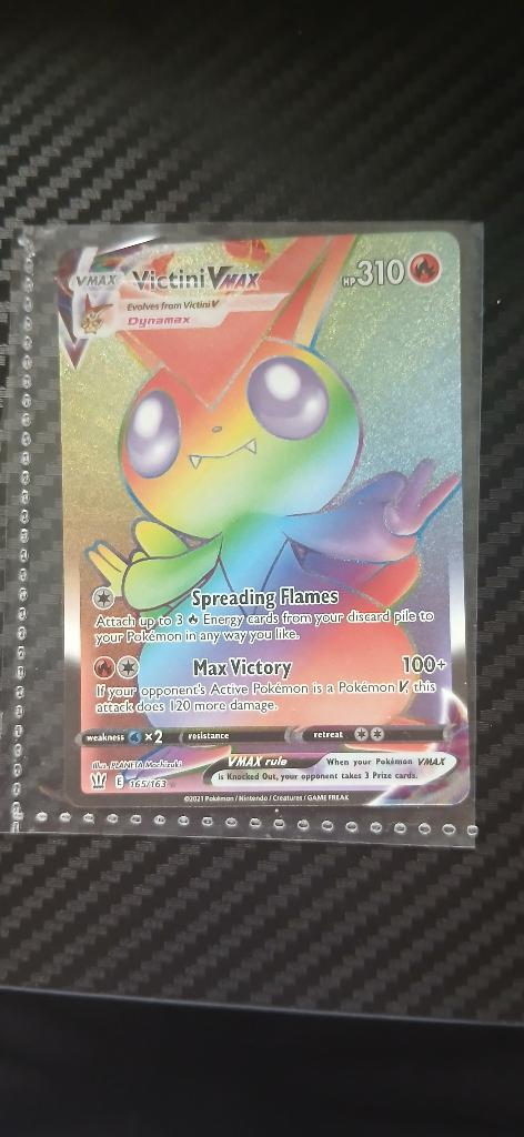 Victini Vmax Rainbow, Hobby en Vrije tijd, Verzamelkaartspellen | Pokémon, Ophalen of Verzenden, Nieuw, Losse kaart