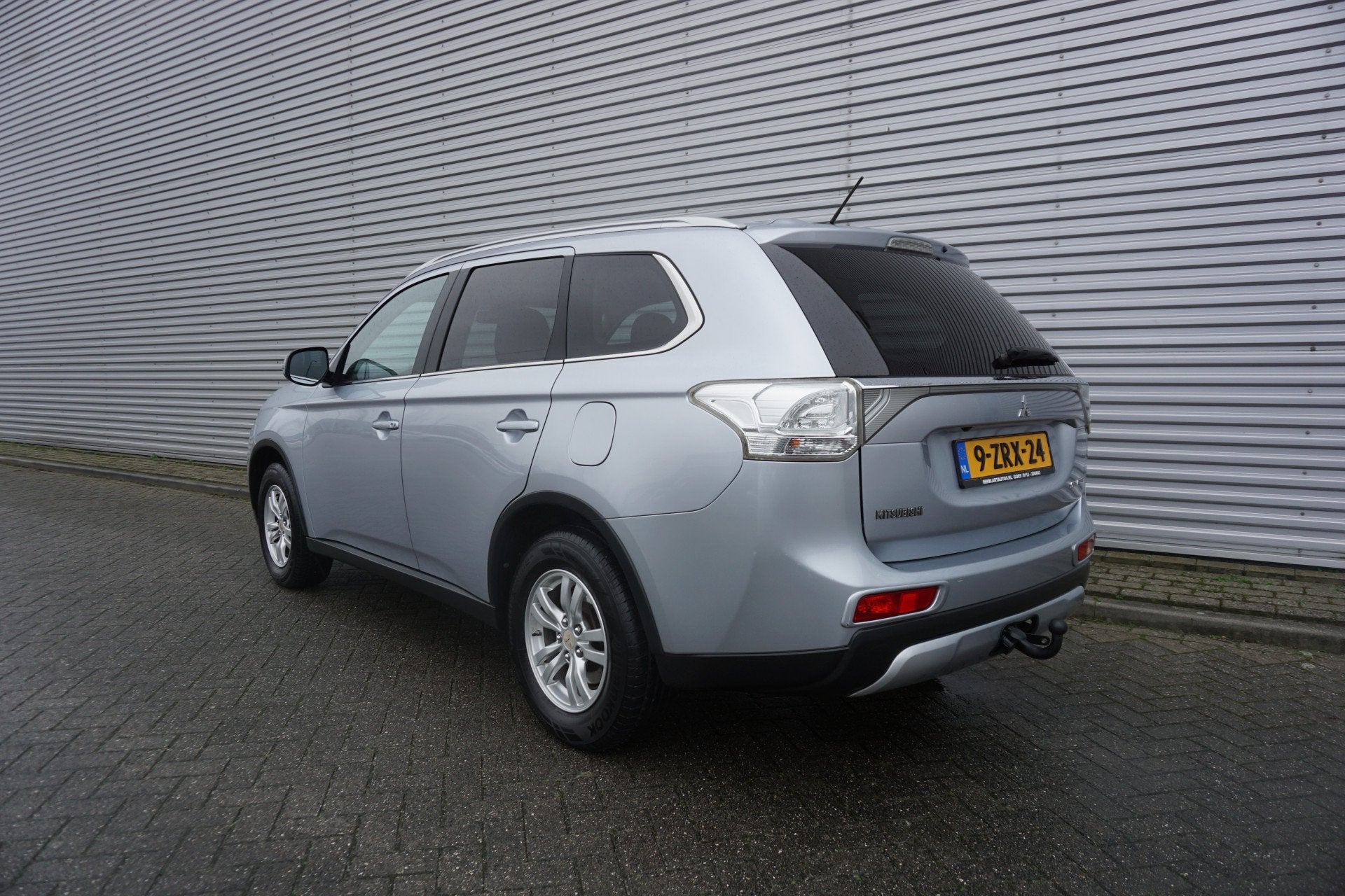 Mitsubishi Outlander 2.0 PHEV Business Edition X-Line AUTOMA, Auto's, Automaat, 4 cilinders, 82 pk, Leder en Stof