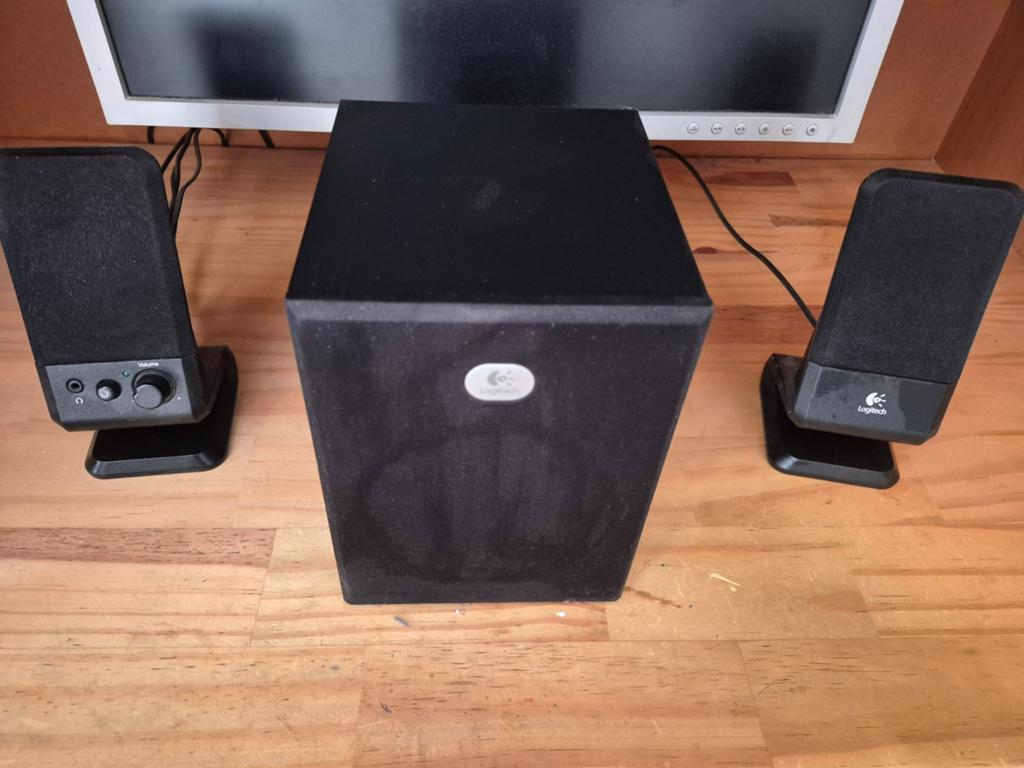Logitech 2.1 Luidsprekerset met Subwoofer, Ophalen, Gebruikt, Audiokanaal 2.1, Logitech