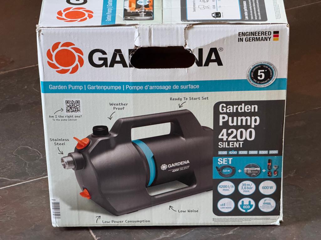 NIEUWE Gardena Pomp SET 4200 (l/m) 600w 3.9bar incl slangen, Ophalen of Verzenden, Nieuw, Elektrisch, Beregeningspomp
