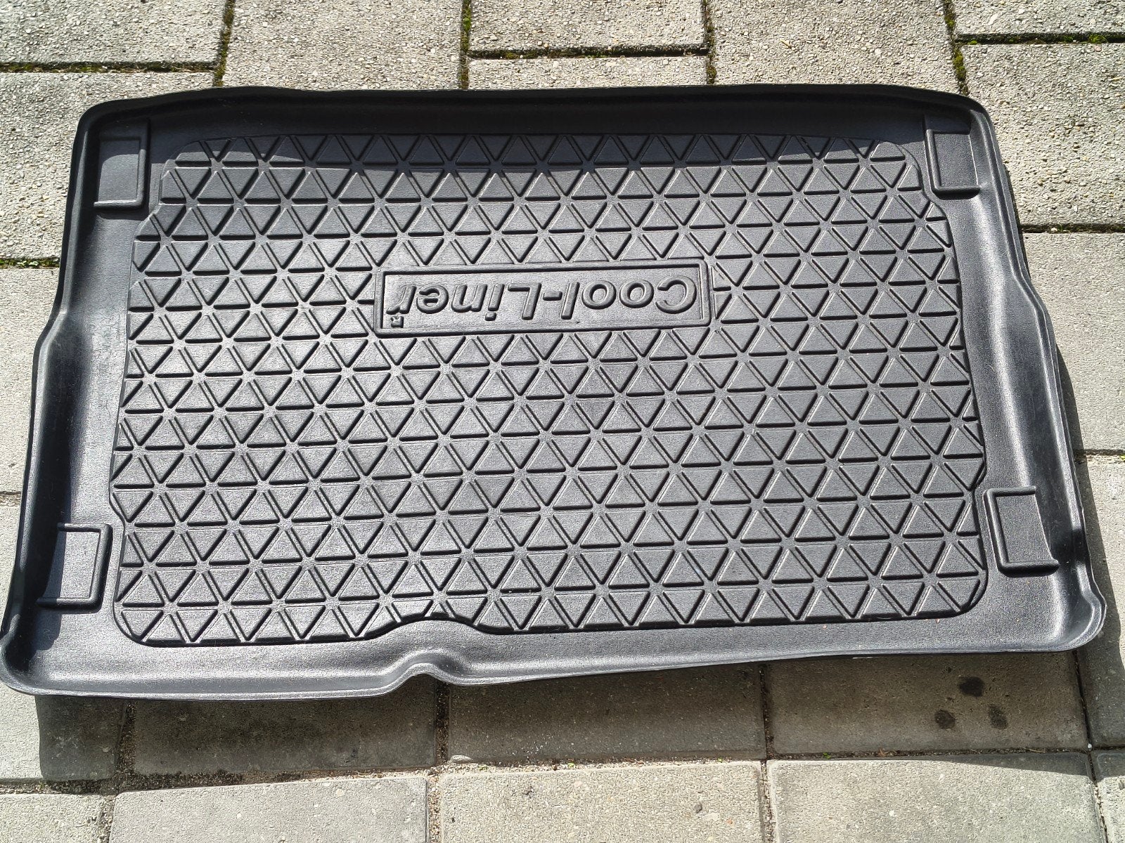 Kofferbakmat Suzuki Vitara SUV/5 03.2015- (Cool-Liner), Ophalen