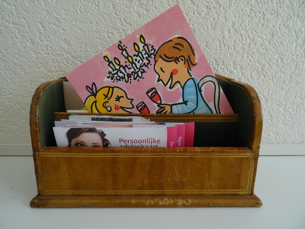 vintage lederen brievenstandaard, Antiek en Kunst, Verzenden