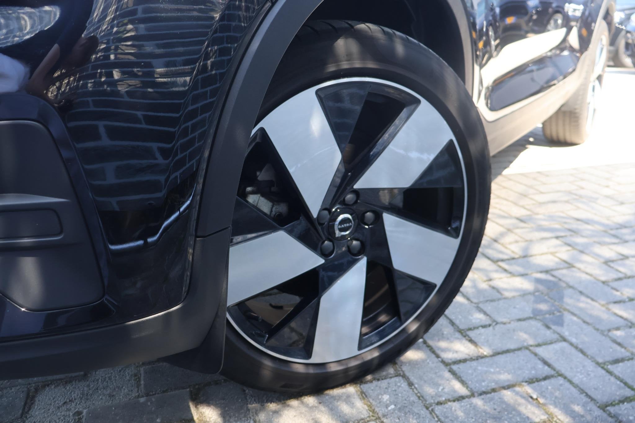 Volvo XC40 1.5 T5 Plug-in Hybrid Plus Bright | PHEV | Achter, 12 maanden, Stof, Euro 6, 1712 kg