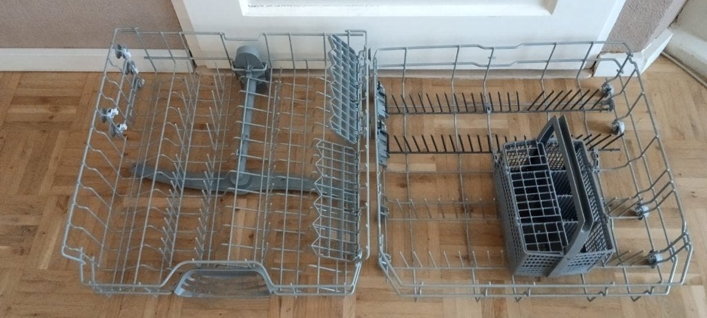 Set van twee korven en bestekmand Bosch / Siemens, Ophalen of Verzenden, Zo goed als nieuw