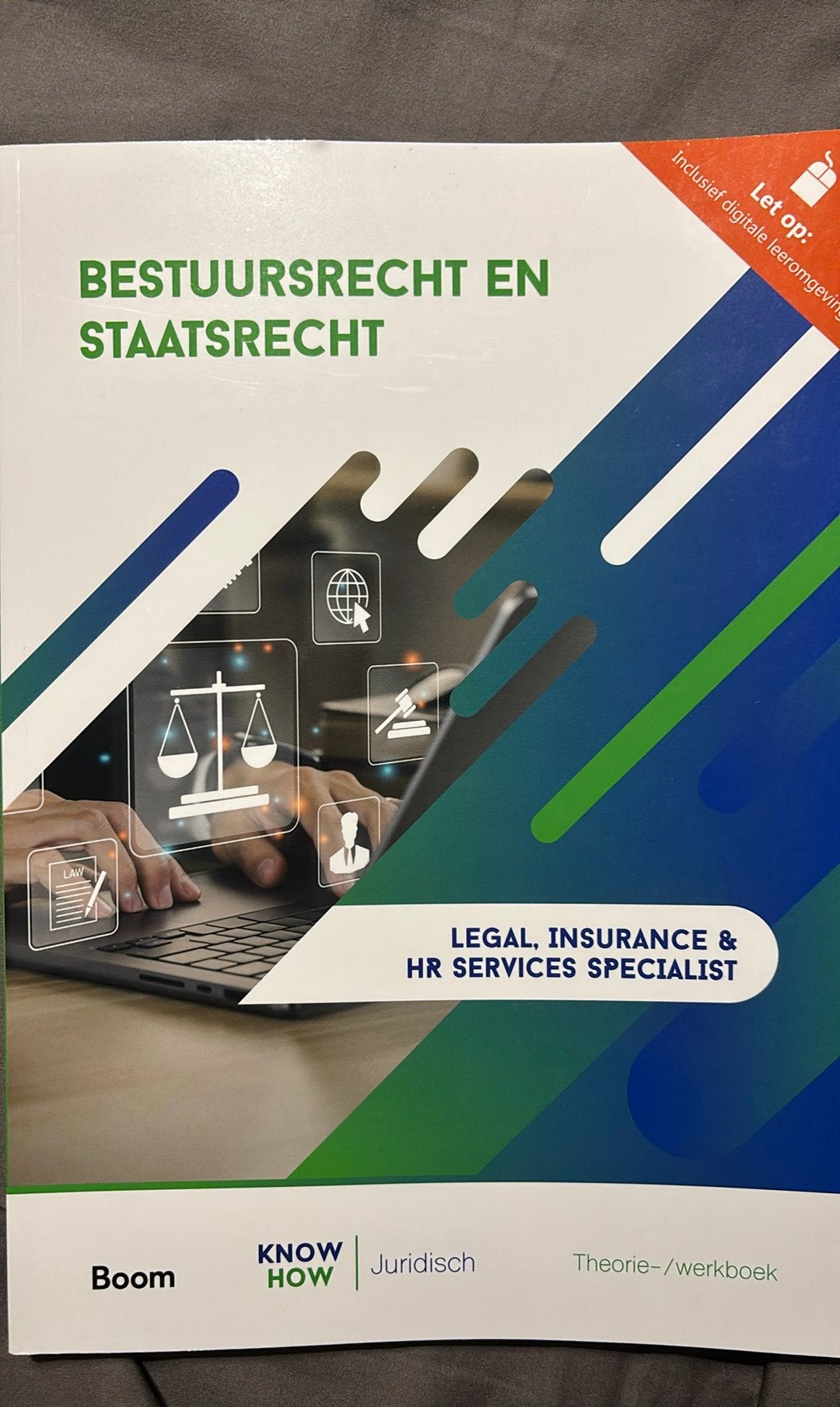Bestuursrecht en staatsrecht boek mbo opleiding eerste jaars, Ophalen of Verzenden, Zo goed als nieuw, Economie en Marketing