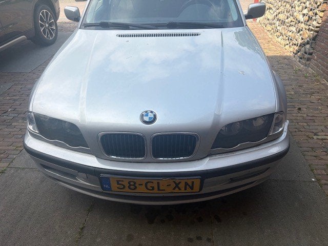 BMW 3-Serie 2.5 I 325 Touring AUT 2001 Grijs, Auto's, Automaat, Zwart, Stationwagon, 1600 kg