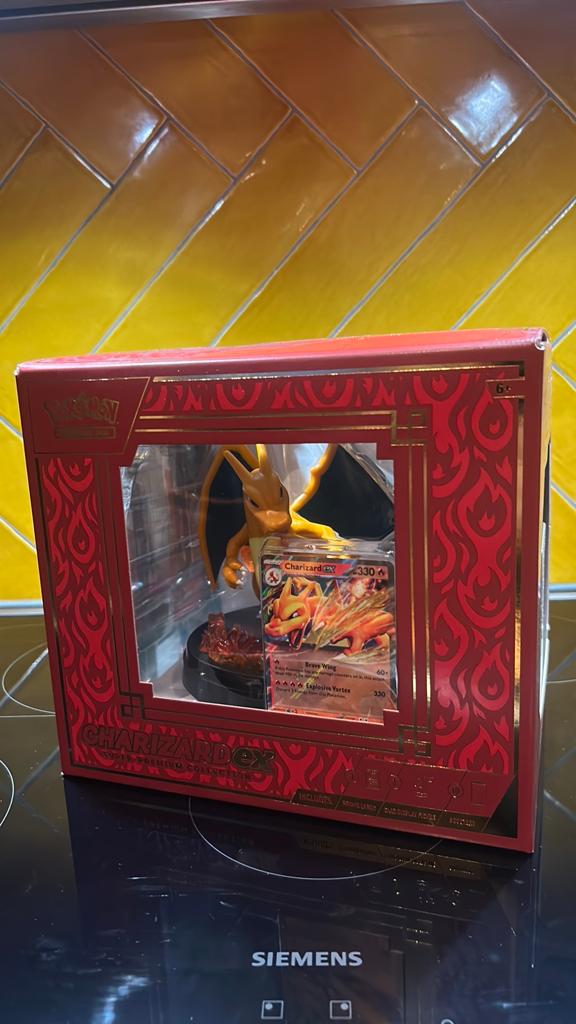 Pokemon Charizard EX Super premium collection, Ophalen of Verzenden, Nieuw, Overige typen